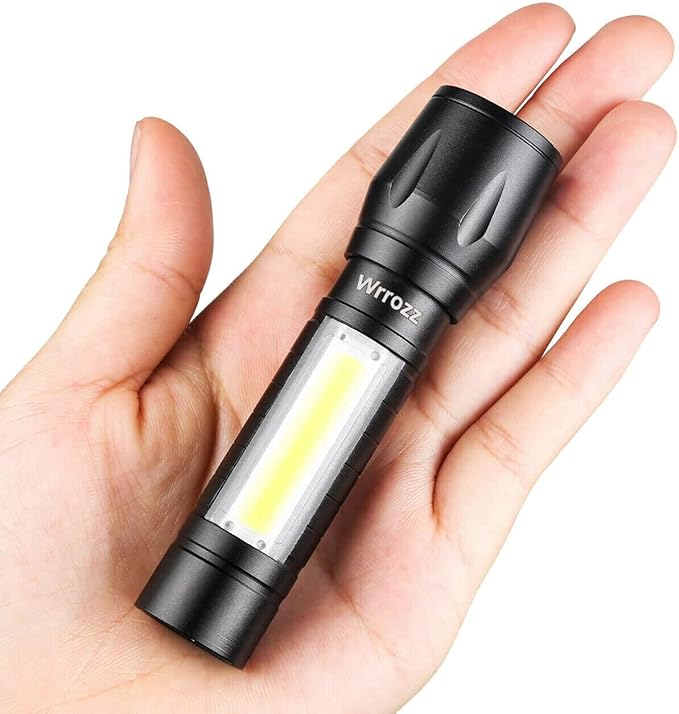مصباح يدوي LED سي او بي قابل لإعادة الشحن مع بطارية مدمجة وكأبل USB من ووروز (قطعة واحدة)